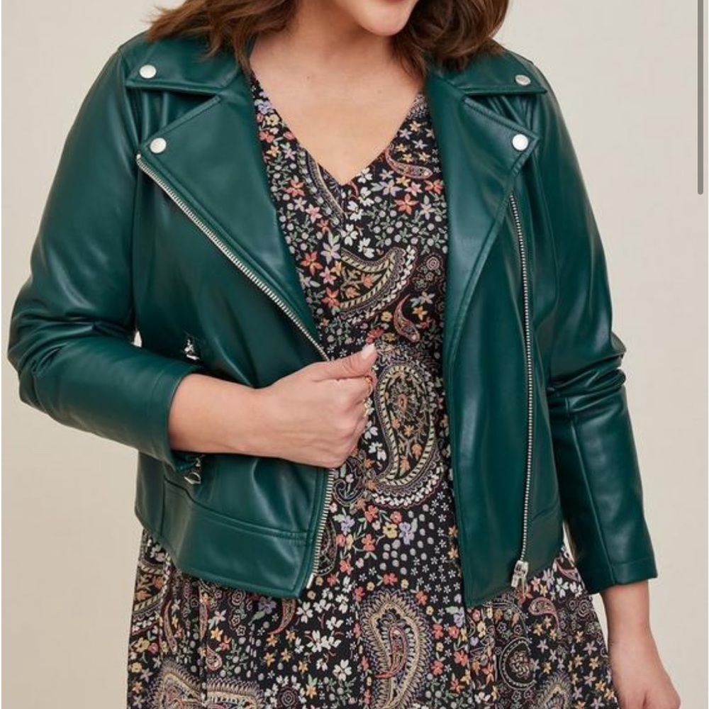 Green faux leather NWT torrid moto jacket size 5